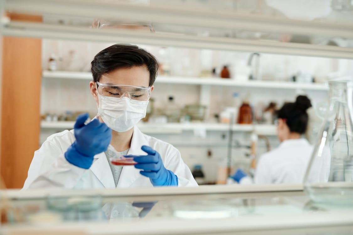 藥物合成工藝變更對雜質(zhì)譜及臨床安全性的影響研究