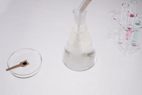 藥物制劑中降解相關(guān)雜質(zhì)的表征與控制